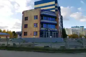 Арт-Отель, Сургут