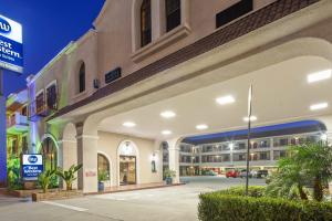 Best Western Pasadena Royale Inn & Suites, Пасадена