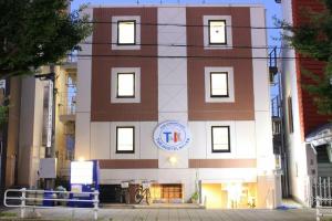 T&k Hostel Kobe Sannomiya East, Кобе