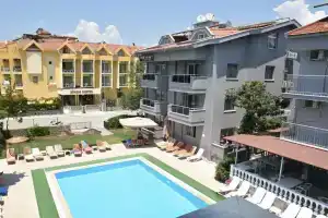 Nur Apartments, Мармарис