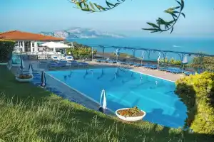 Gocce Di Capri Residence, Нерано