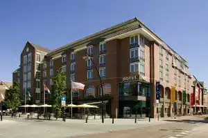 Hotel Theater Figi, Утрехт