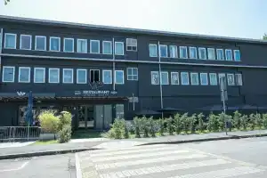 Queen Hotel, Сесто-Сан-Джованни