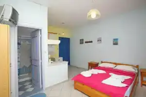 Panorama Studios, Скопелос