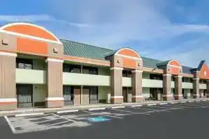 MyHomes Macon North Long Stay by SilverKey, Мэйкон