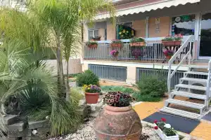 Il Giardino Di Adriana B&B, Террачина