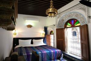 Riad Rasia, Фес