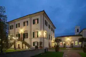 Relais Villa Scarfantoni B&b, Прато