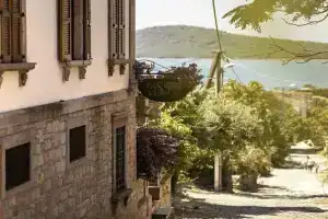 Мини-отель «Cunda Tas Konak Otel», Айвалык