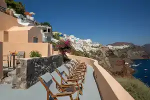 Horizon Aeifos Suites, Ия