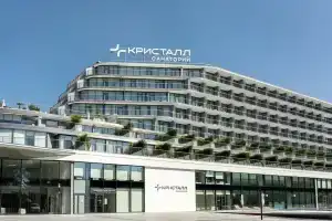 Кристалл, Хоста