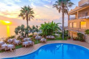 Hotel Nettuno Palace, Бельведере-Мариттимо