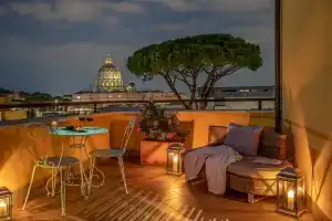 Fragrance Hotel St. Peter, Рим