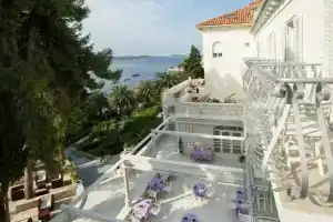 Hotel Moeesy, Blue & Green Oasis, Хвар