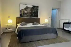 Residenza Il Nespolo - Estella Hotels Italia, Турин