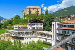 Hotel Schlosswirt, Шена