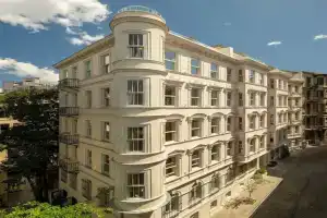 Casa Foscolo, Стамбул