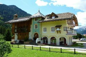 Appartamenti Majon Sotroi, Канацеи