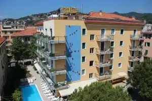 Hotel Garden, Савона