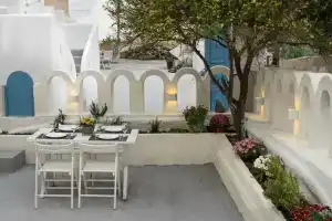 Stoa Cave Villas, Мессария