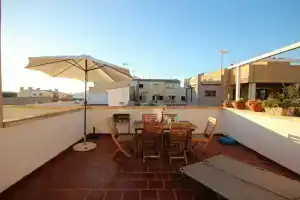 Townhouse 200mts to the beach, Пальма-де-Майорка