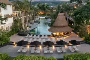 Holiday Inn Resort Samui Bophut Beach, Мэнам
