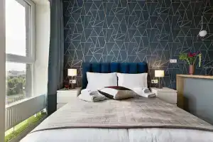 Квартиры посуточно на Уральской 20, Калининград