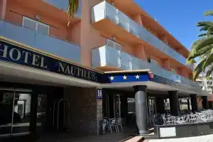 Nautilus Hotel, Росас