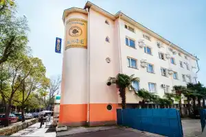 Отель «Золотое Руно», Лазаревское