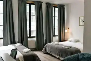 Bed Namur, Намюр