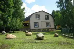 Домики на Угре, Звизжи