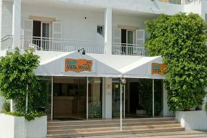 Chevy Hotel & Suites, Кала-Раджада