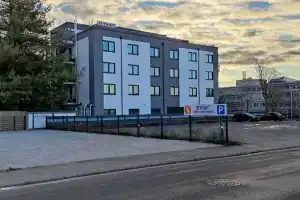 Sunset Hotel, Кельстербах