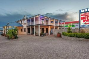 Clifford Gardens Motor Inn, Тувумба