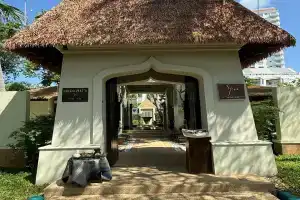 Paradox Residence Phuket, Карон