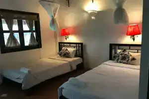 Sky Guest House, Муине