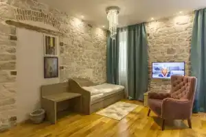 Tifani Luxury Rooms 2, Сплит