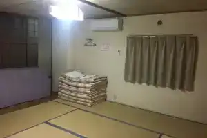 Guesthouse Hakodate Bay - Hostel, Хакодате