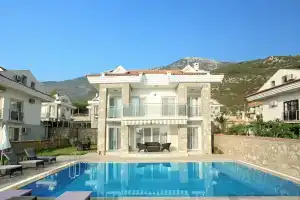 Orka Golden Heights Villas, Олюдениз