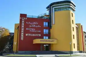 Отель «Парнавази», Зестафони