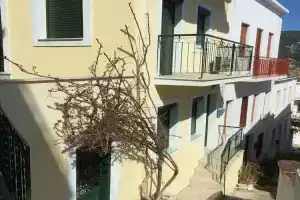 Angies House, Скопелос