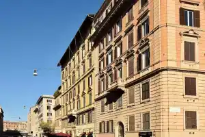St. Peter Suites, Рим