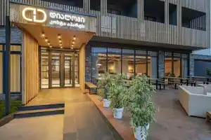 Dialog Kokhta, Бакуриани