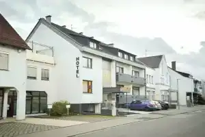 Hotel Mautner Airport und Messehotel, Остфильдерн