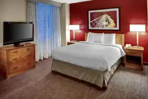 Residence Inn by Marriott Atlanta Midtown/Peachtree at 17th, Атланта