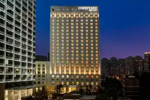 Courtyard by Marriott Tianjin Hongqiao, Тяньцзинь
