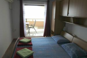 Apartments Mak, Mandre