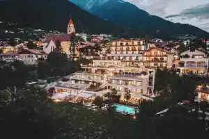 Panoramahotel Am Sonnenhang, Мерано