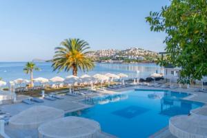 Отель «Club Blue White All Inclusive», Тургутреис