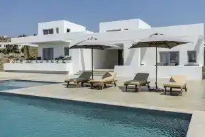 Muro Suites, Орнос